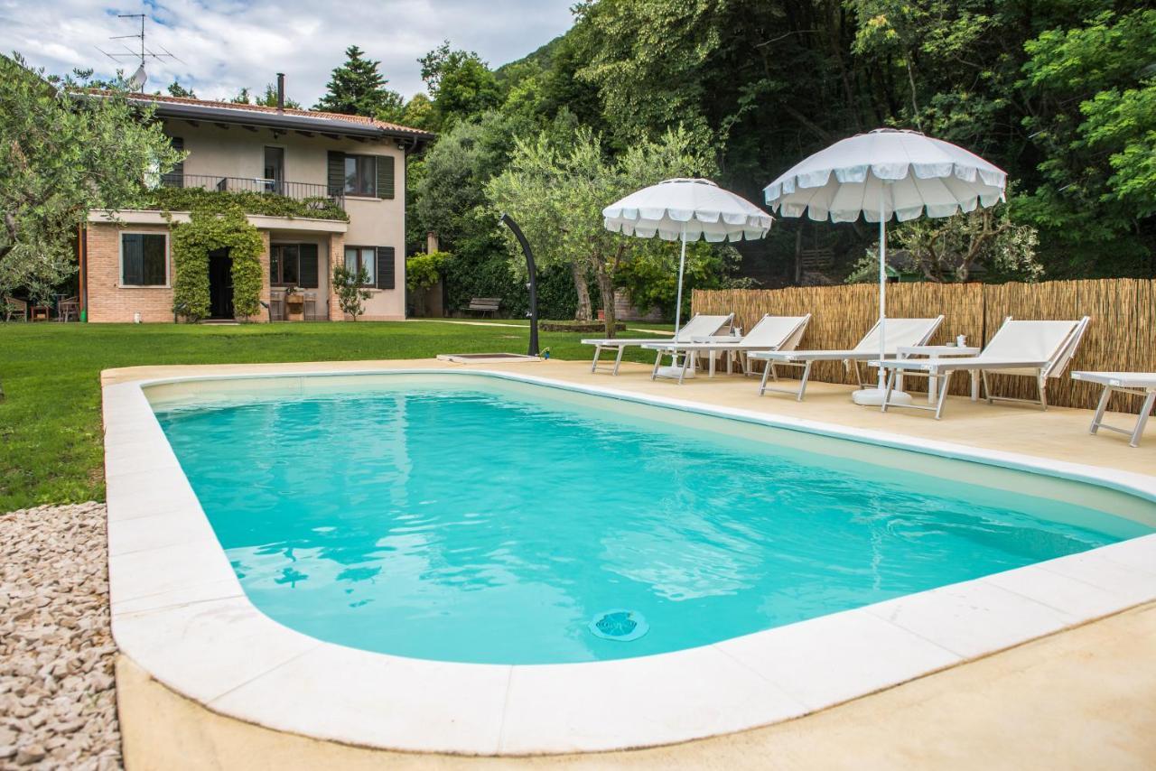 B&B Al Sentiero Caprino Veronese Luaran gambar