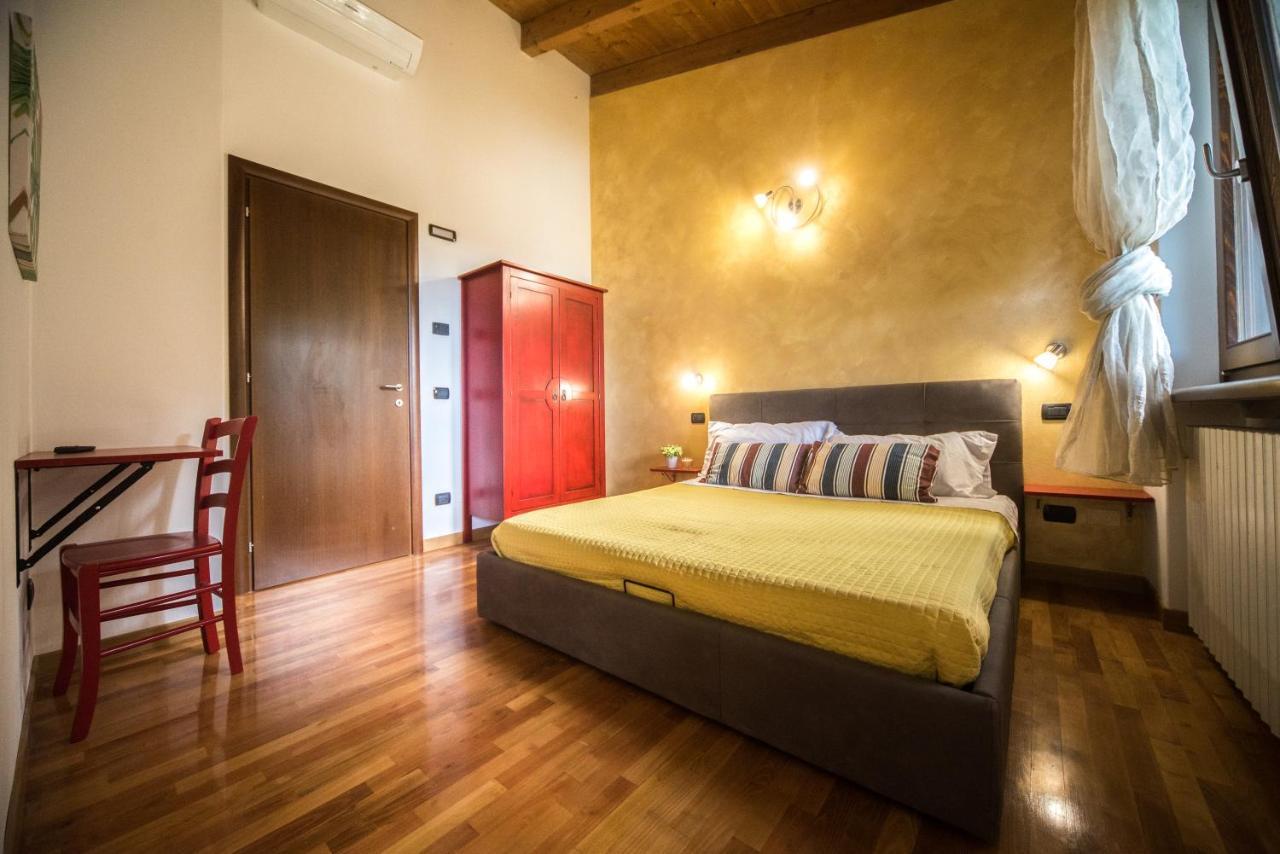 B&B Al Sentiero Caprino Veronese Luaran gambar