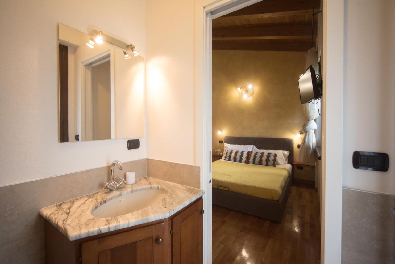 B&B Al Sentiero Caprino Veronese Luaran gambar
