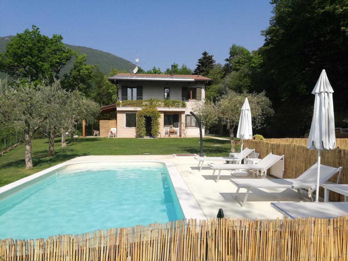 B&B Al Sentiero Caprino Veronese Luaran gambar