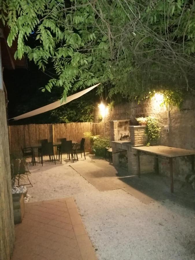 B&B Al Sentiero Caprino Veronese Luaran gambar